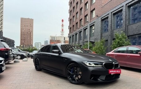 BMW 5 серия, 2018 год, 5 990 000 рублей, 2 фотография