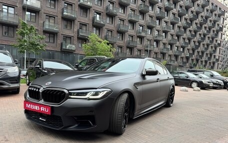 BMW 5 серия, 2018 год, 5 990 000 рублей, 3 фотография