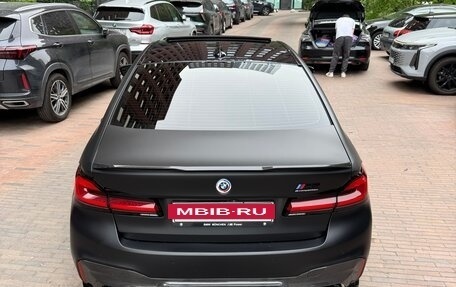 BMW 5 серия, 2018 год, 5 990 000 рублей, 14 фотография