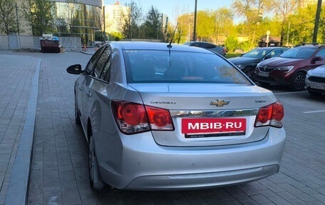 Chevrolet Cruze II, 2013 год, 800 000 рублей, 7 фотография