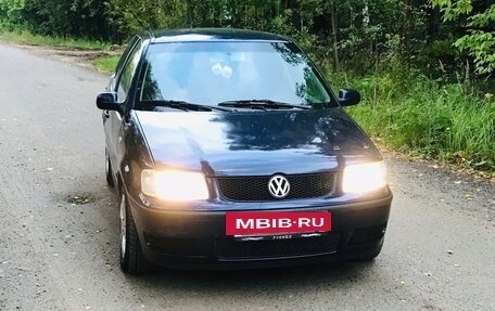 Volkswagen Polo III рестайлинг, 2000 год, 350 000 рублей, 3 фотография