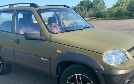 Chevrolet Niva I рестайлинг, 2009 год, 500 000 рублей, 5 фотография