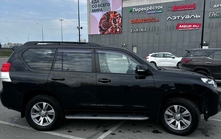 Toyota Land Cruiser Prado 150 рестайлинг 2, 2010 год, 2 950 000 рублей, 1 фотография