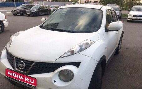 Nissan Juke II, 2011 год, 900 000 рублей, 3 фотография