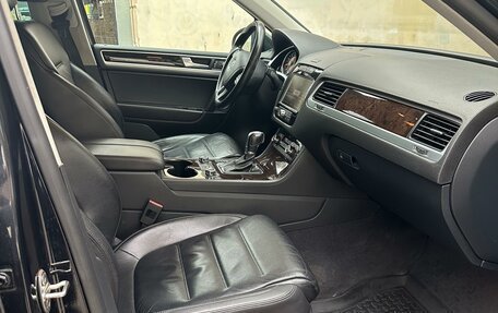Volkswagen Touareg III, 2013 год, 2 525 000 рублей, 9 фотография