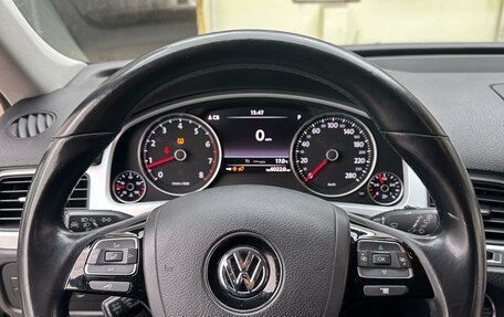 Volkswagen Touareg III, 2013 год, 2 525 000 рублей, 19 фотография