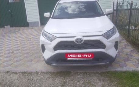 Toyota RAV4, 2022 год, 2 фотография