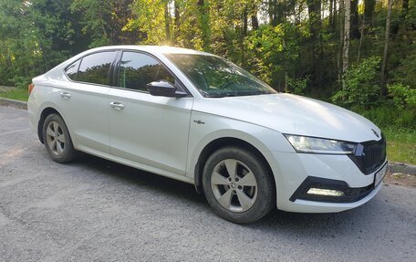 Skoda Octavia IV, 2021 год, 2 250 000 рублей, 2 фотография