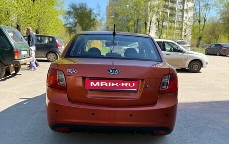 KIA Rio II, 2011 год, 530 000 рублей, 2 фотография