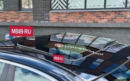 BMW 5 серия, 2011 год, 2 000 000 рублей, 10 фотография
