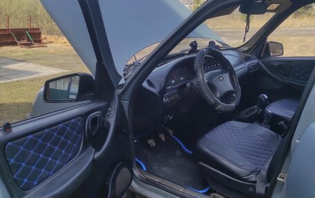 Chevrolet Niva I рестайлинг, 2005 год, 699 999 рублей, 6 фотография