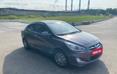 Hyundai Solaris II рестайлинг, 2014 год, 590 000 рублей, 4 фотография