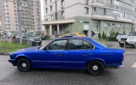 BMW 5 серия, 1990 год, 260 000 рублей, 4 фотография