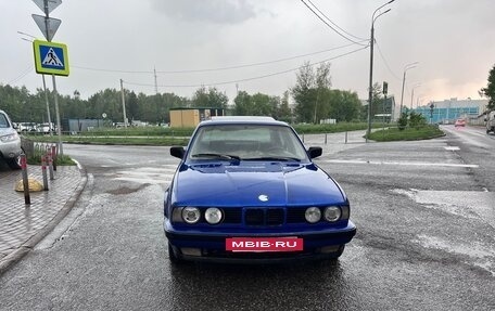BMW 5 серия, 1990 год, 260 000 рублей, 3 фотография