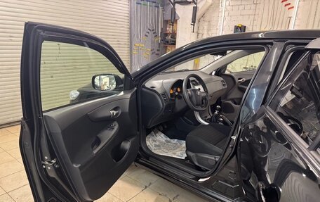 Toyota Corolla, 2011 год, 940 000 рублей, 8 фотография