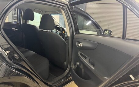 Toyota Corolla, 2011 год, 940 000 рублей, 10 фотография