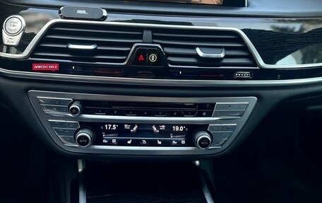 BMW 7 серия, 2017 год, 4 550 000 рублей, 10 фотография