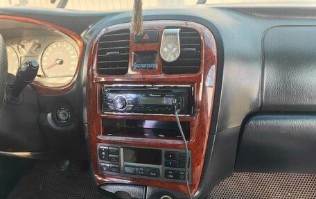 Hyundai Sonata IV рестайлинг, 2005 год, 350 000 рублей, 4 фотография