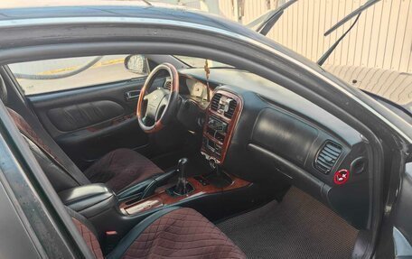 Hyundai Sonata IV рестайлинг, 2005 год, 350 000 рублей, 5 фотография