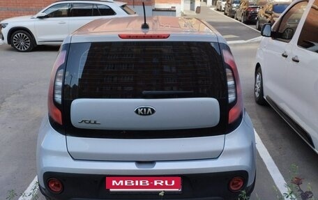 KIA Soul II рестайлинг, 2017 год, 1 400 000 рублей, 5 фотография