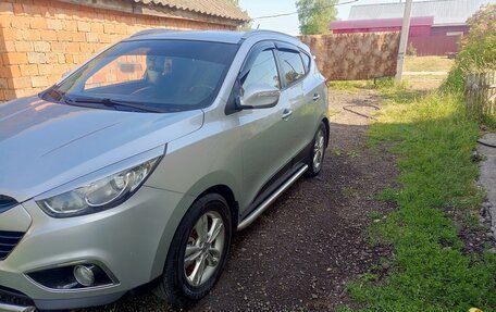 Hyundai ix35 I рестайлинг, 2010 год, 1 150 000 рублей, 4 фотография