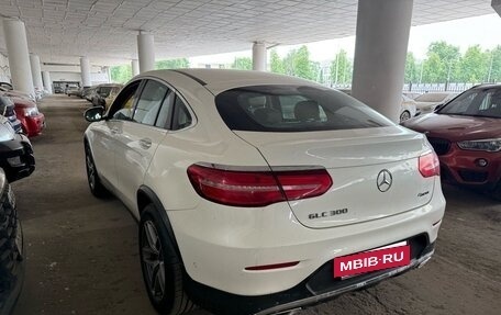 Mercedes-Benz GLC Coupe, 2017 год, 4 800 000 рублей, 3 фотография