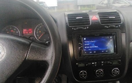 Volkswagen Jetta VI, 2007 год, 450 000 рублей, 10 фотография