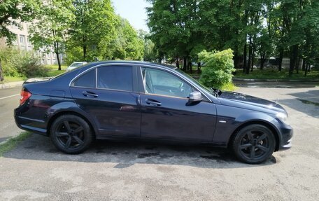 Mercedes-Benz C-Класс, 2012 год, 1 100 000 рублей, 3 фотография