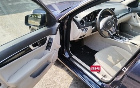 Mercedes-Benz C-Класс, 2012 год, 1 100 000 рублей, 5 фотография