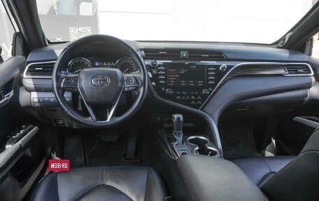 Toyota Camry, 2019 год, 3 329 000 рублей, 6 фотография