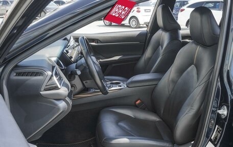 Toyota Camry, 2019 год, 3 329 000 рублей, 10 фотография