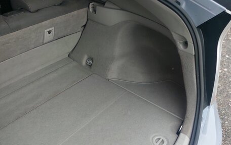 Toyota Prius, 2010 год, 1 050 000 рублей, 17 фотография