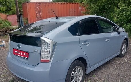 Toyota Prius, 2010 год, 1 050 000 рублей, 8 фотография