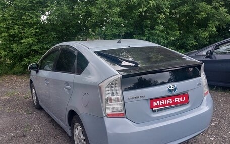 Toyota Prius, 2010 год, 1 050 000 рублей, 7 фотография