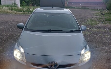 Toyota Prius, 2010 год, 1 050 000 рублей, 22 фотография