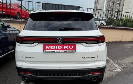 Changan CS35 Plus, 2023 год, 1 900 000 рублей, 2 фотография