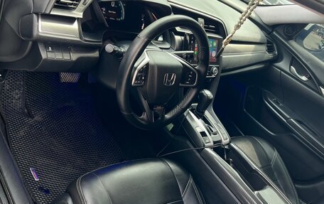 Honda Civic IX, 2017 год, 1 899 000 рублей, 8 фотография
