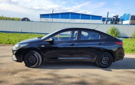 Hyundai Solaris II рестайлинг, 2018 год, 1 300 000 рублей, 2 фотография