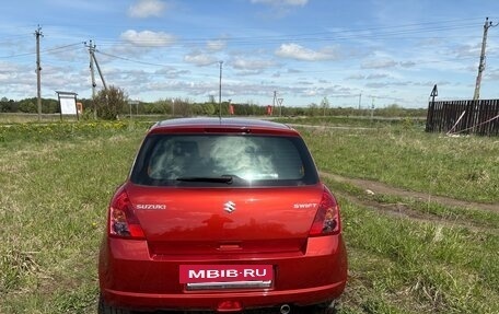 Suzuki Swift III, 2010 год, 740 000 рублей, 13 фотография