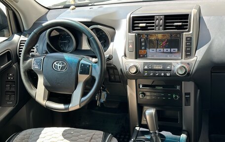 Toyota Land Cruiser Prado 150 рестайлинг 2, 2013 год, 3 100 000 рублей, 6 фотография