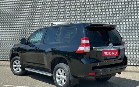 Toyota Land Cruiser Prado 150 рестайлинг 2, 2013 год, 3 100 000 рублей, 2 фотография