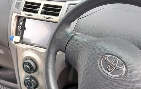 Toyota Vitz, 2009 год, 440 000 рублей, 3 фотография