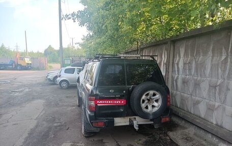 Nissan Patrol, 2000 год, 300 000 рублей, 3 фотография