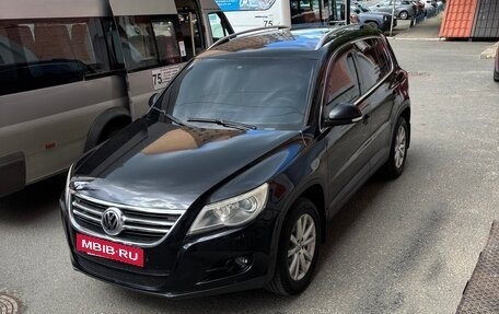 Volkswagen Tiguan I, 2008 год, 900 000 рублей, 1 фотография
