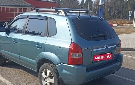 Hyundai Tucson III, 2007 год, 900 000 рублей, 3 фотография