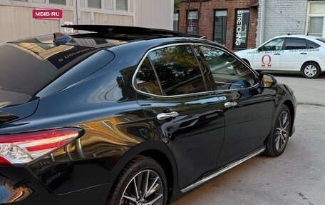 Toyota Camry, 2023 год, 3 400 000 рублей, 6 фотография