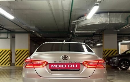 Toyota Camry, 2021 год, 3 900 000 рублей, 9 фотография