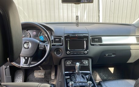 Volkswagen Touareg III, 2011 год, 1 750 000 рублей, 5 фотография