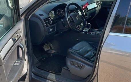 Volkswagen Touareg III, 2011 год, 1 750 000 рублей, 7 фотография