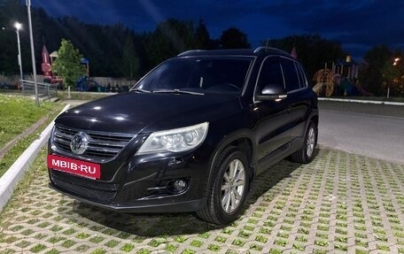 Volkswagen Tiguan I, 2008 год, 900 000 рублей, 4 фотография